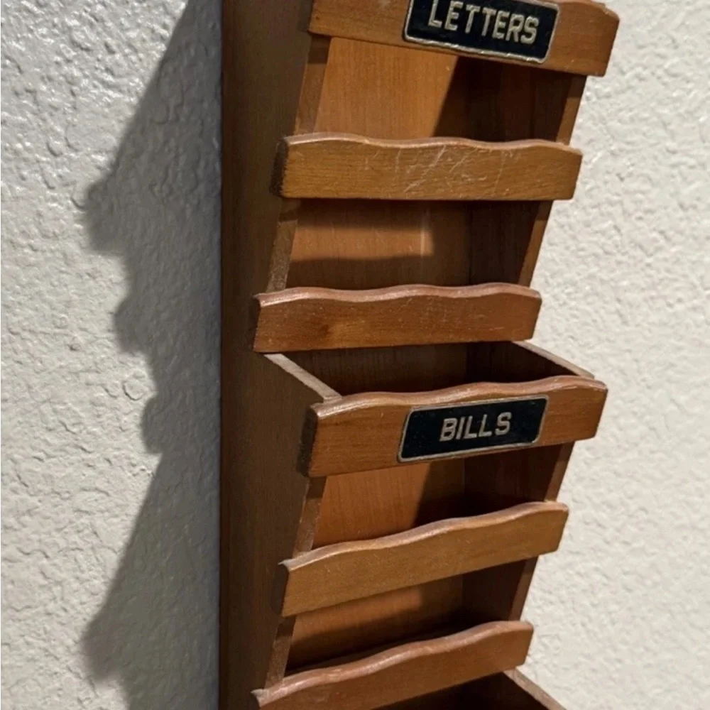 VTG Wooden Wall Organizer with Multiple Slots